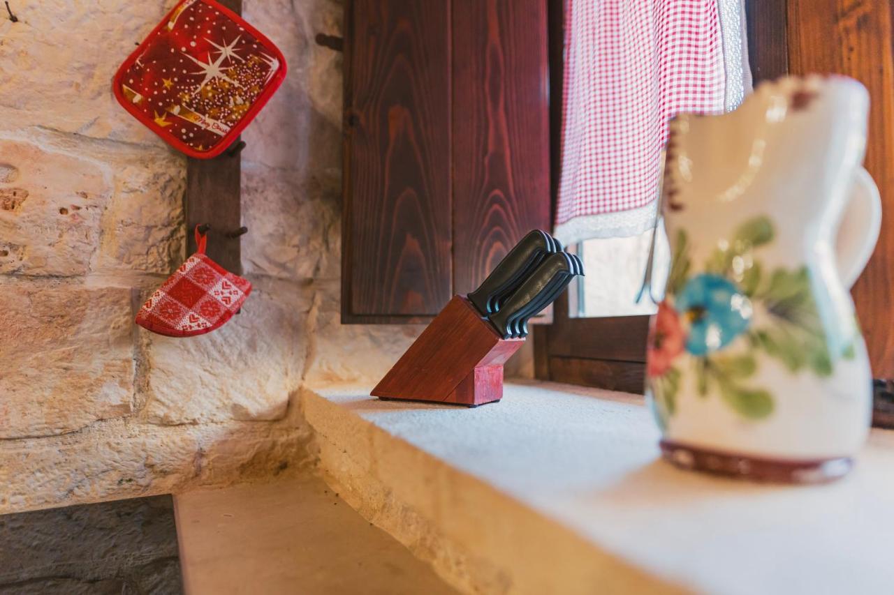Trulli Country House Carla'S Secret กัสเตลลานา กรอตเต ภายนอก รูปภาพ